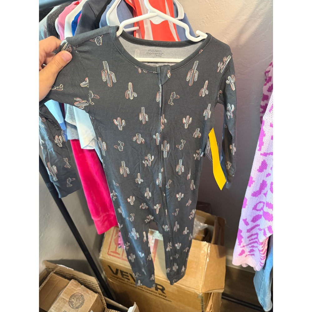 Modern Moments by Gerber Toddler Cactus Print Zip Up Union Suit Sleeper 3T Gray